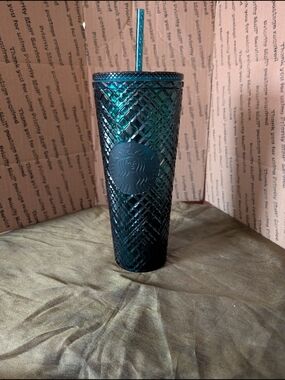 Starbucks Emerald Green Iridescent Textured Reusable Tumbler with Straw